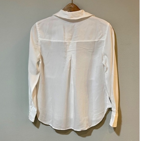 Anthropologie Cloth & Stone Button Down Shirt. (Petite). - Picture 3 of 7